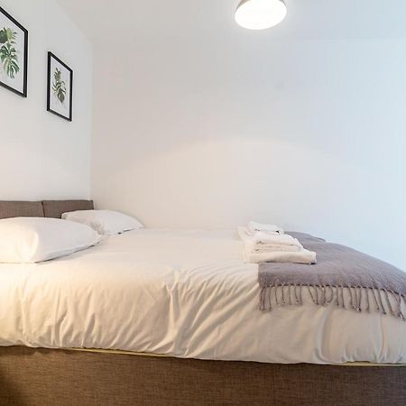 Copenhagen Court Apartments Basingstoke Buitenkant foto